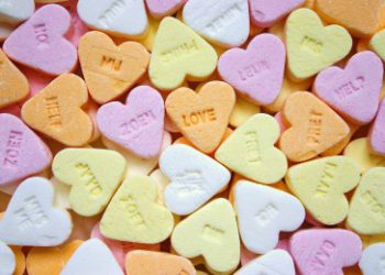 valentine candy hearts to express love